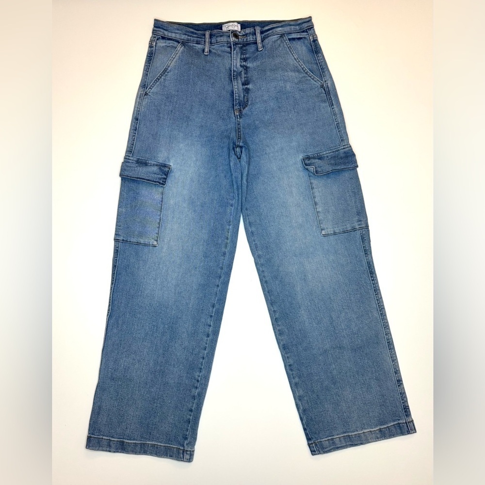 Jessica Simpson Women’s Wide leg Blue Denim Cargo Jeans Size- 6
